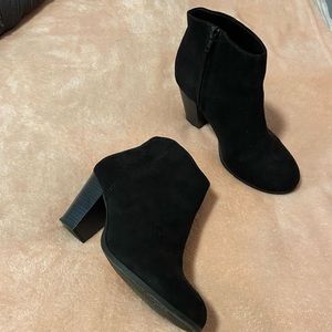 Ankle booties